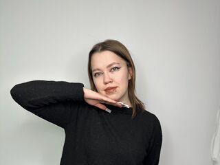 GlennaCoyner's Asian live cam performers Profile Image